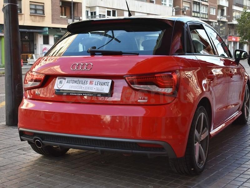 Usado Audi A1 Sportback Design 90 CV (66 kW) 2016 Rojo Utilitario