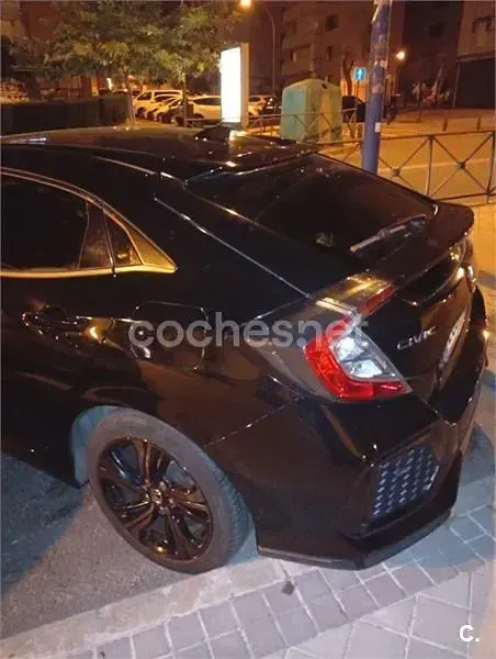 Usado Honda Civic Elegance 129 CV (94 kW) 2018 Negro Berlina