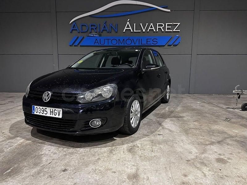 Usado VW Golf VII 105 CV (77 kW) 2012 Negro Berlina