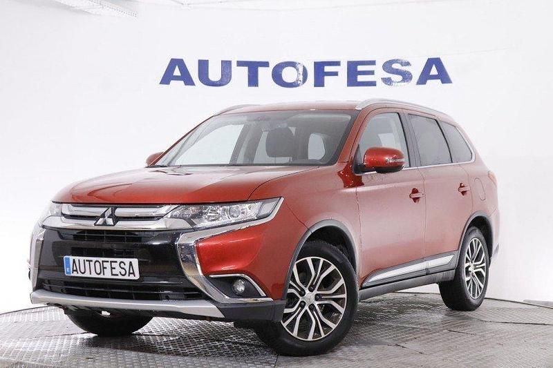 Usado Mitsubishi Outlander Motion 150 CV (110 kW) 2018 Rojo SUV