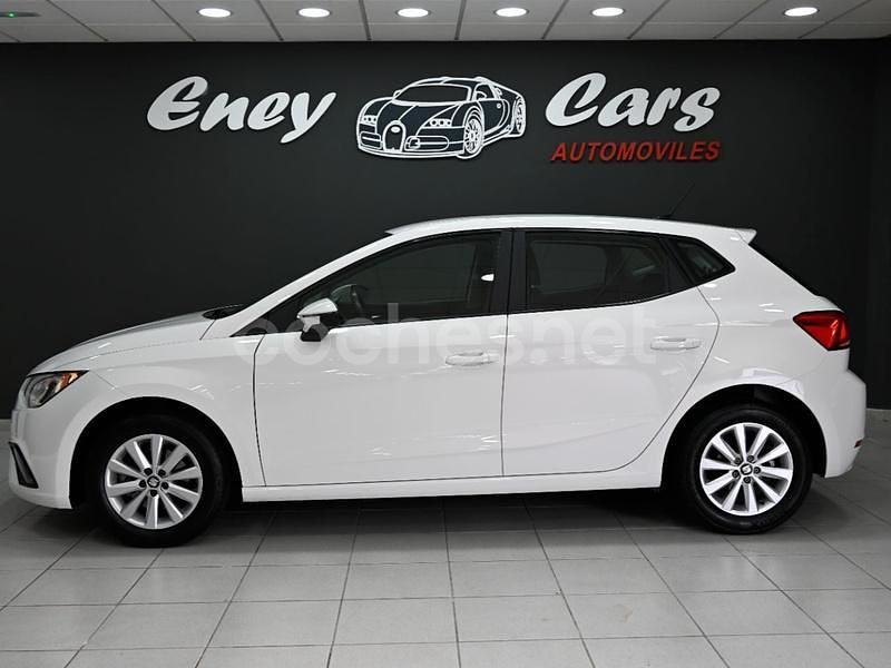 Usado Seat Ibiza Style 110 CV (80 kW) 2023 Blanco Berlina