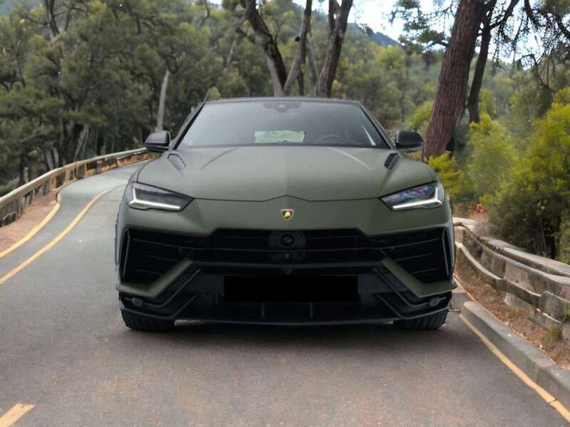 Verde Usado 2023 Lamborghini Urus SUV | 349.900 € (Caro) - Imagen 1/4