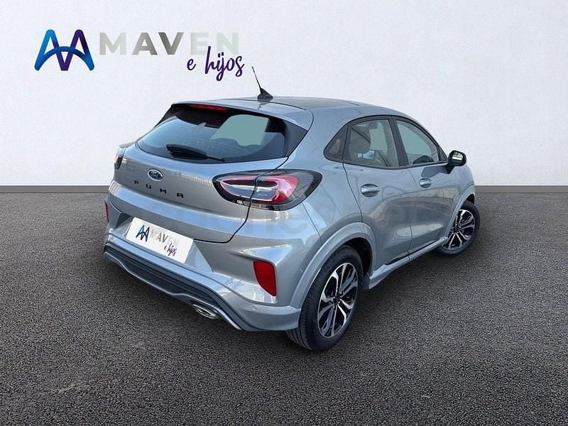 Usado Ford Puma ST-Line 125 CV (91 kW) 2024 Gris / plata SUV