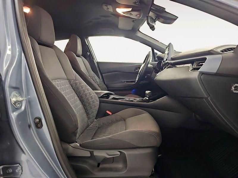 Usado Toyota C-HR Advance 122 CV (89 kW) 2022 Gris SUV