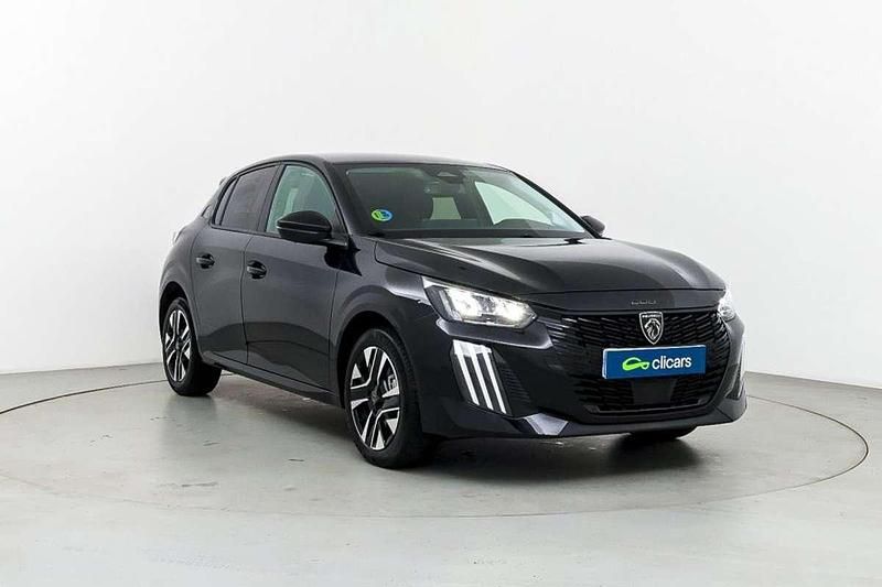 Usado Peugeot 208 Allure 101 CV (74 kW) 2025 Negro Utilitario
