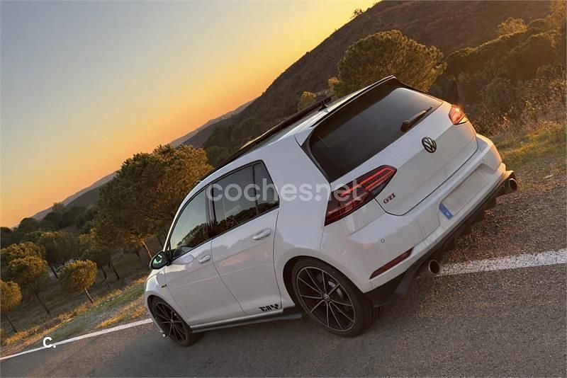 Usado VW Golf VII GTI 290 CV (213 kW) 2019 Blanco Berlina