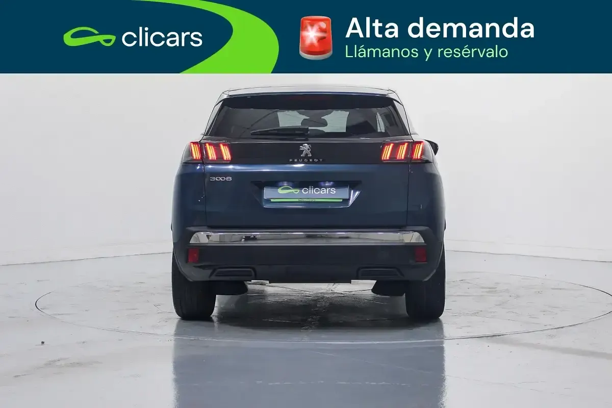 Usado Peugeot 3008 Allure 130 CV (95 kW) 2024 Azul SUV