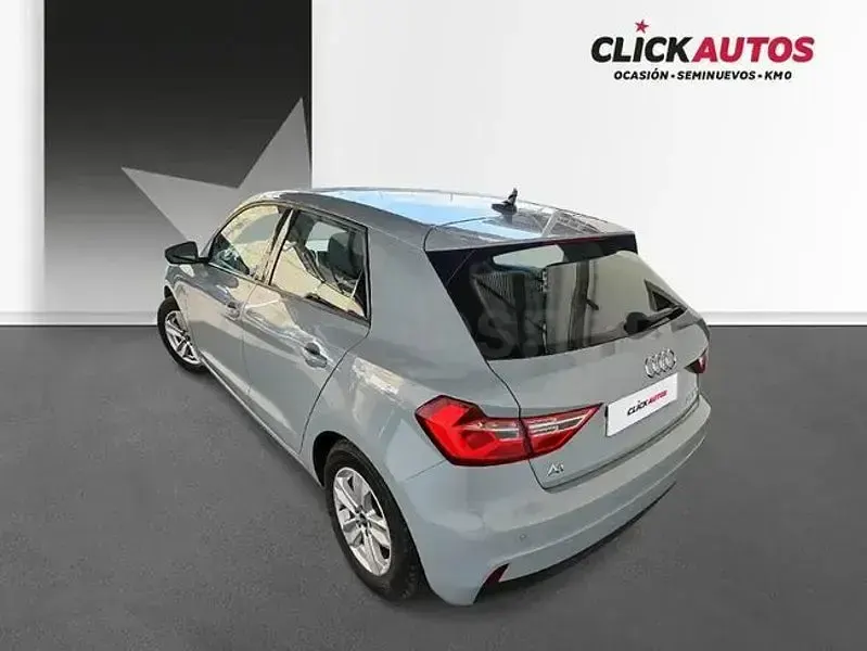Usado Audi A1 Sportback Advanced Plus 95 CV (69 kW) 2024 Gris / plata Utilitario