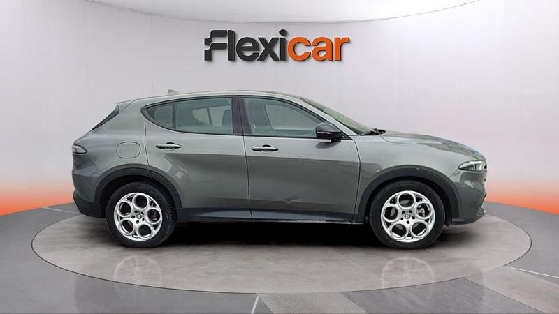 Usado Alfa Romeo Tonale Sprint 131 CV (96 kW) 2023 Gris SUV