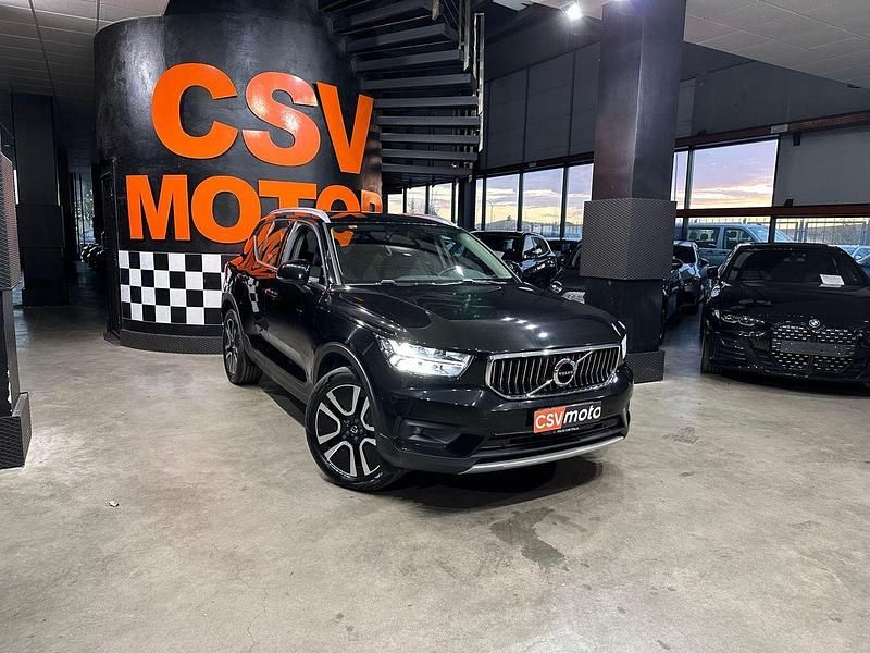 Usado Volvo XC40 Inscription 212 CV (155 kW) 2021 Negro SUV
