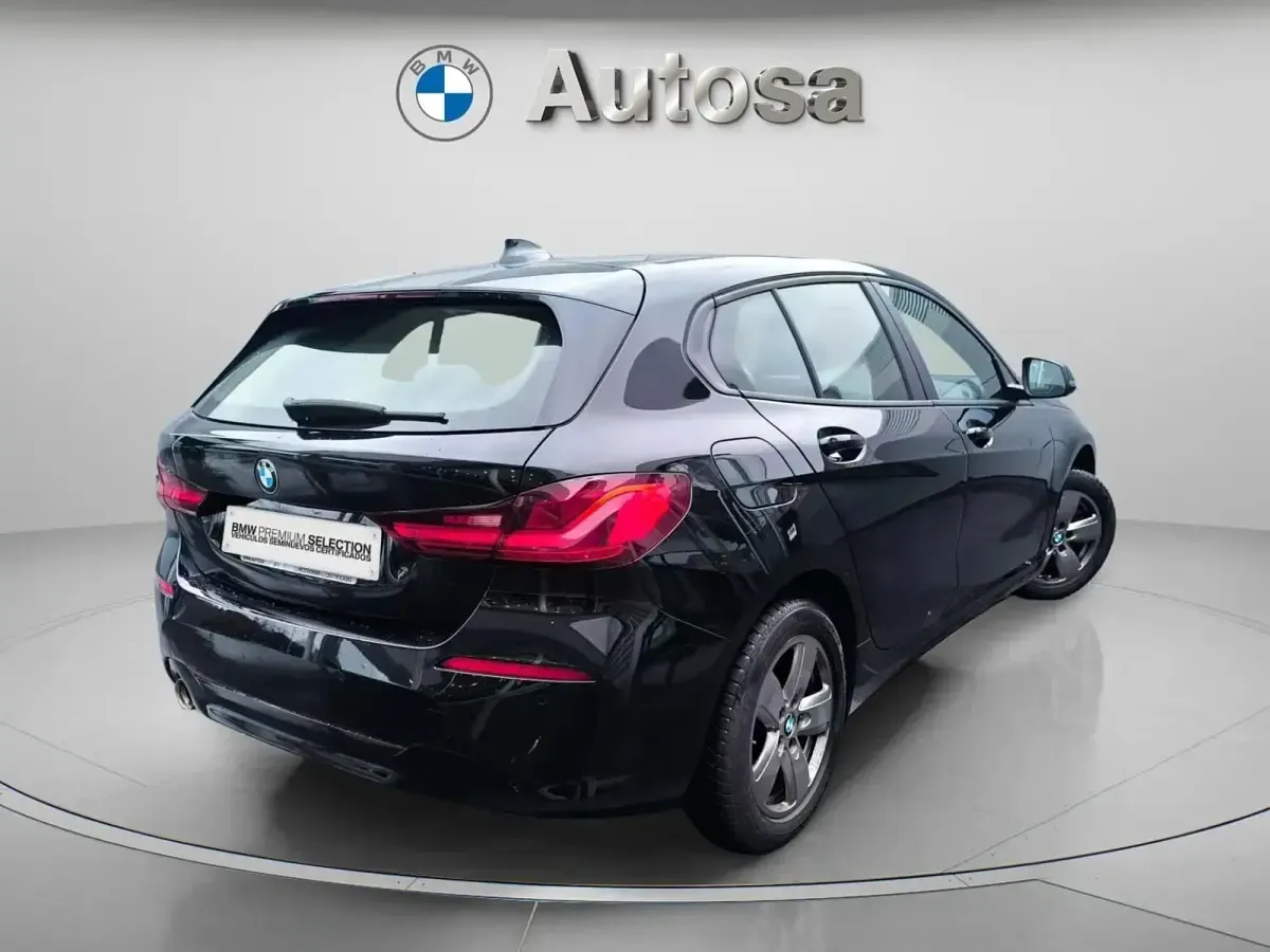 Usado BMW 116 116 CV (85 kW) 2022 Negro Utilitario