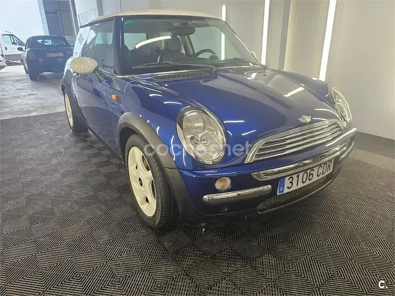 Usado Mini Cooper 115 CV (84 kW) 2003 Azul Utilitario
