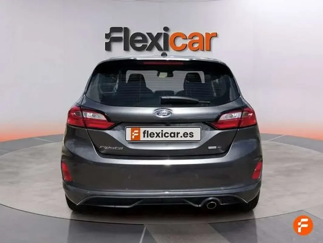 Usado Ford Fiesta ST-Line 155 CV (114 kW) 2023 Gris Utilitario