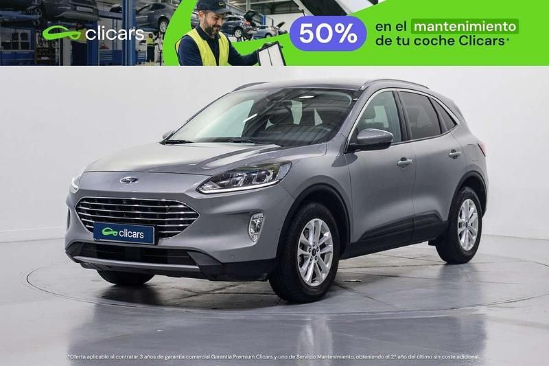 Usado Ford Kuga Titanium 150 CV (110 kW) 2022 Plateado SUV