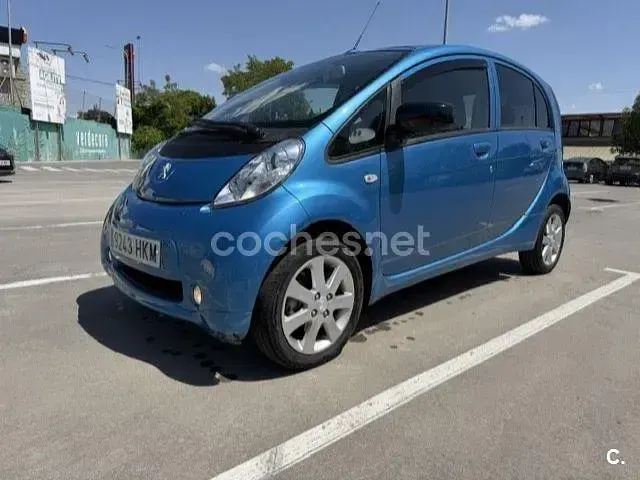 Usado Peugeot iON Active 49 kW (67 CV) 2012 Eléctrico Utilitario