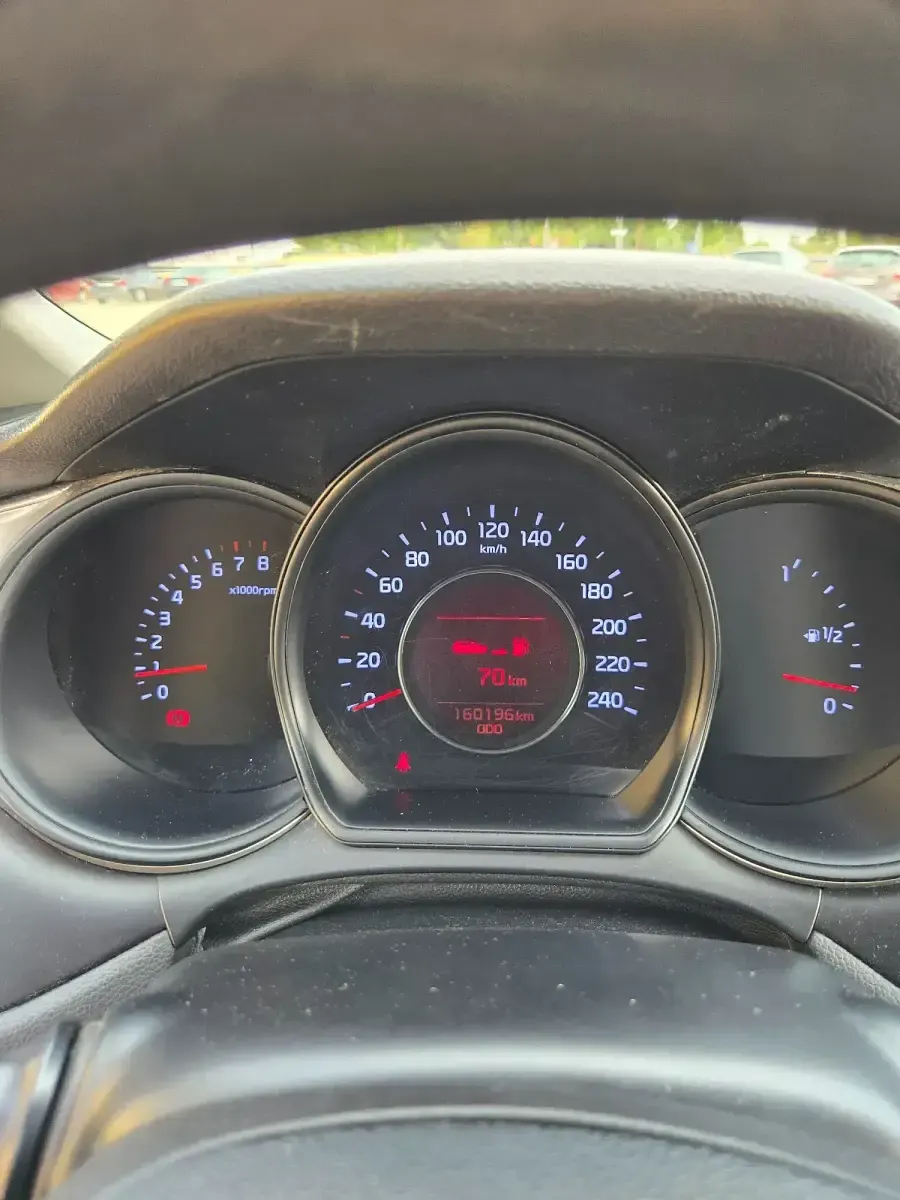 Usado Kia Ceed 100 CV (73 kW) 2016 Gris Utilitario