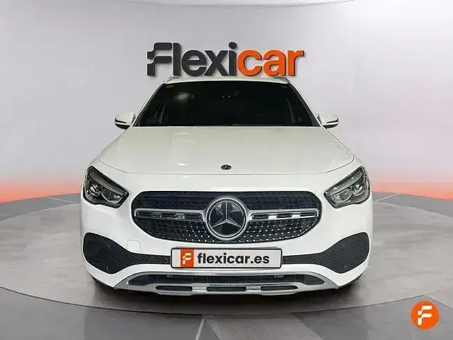 Usado Mercedes GLA200 150 CV (110 kW) 2020 Blanco SUV