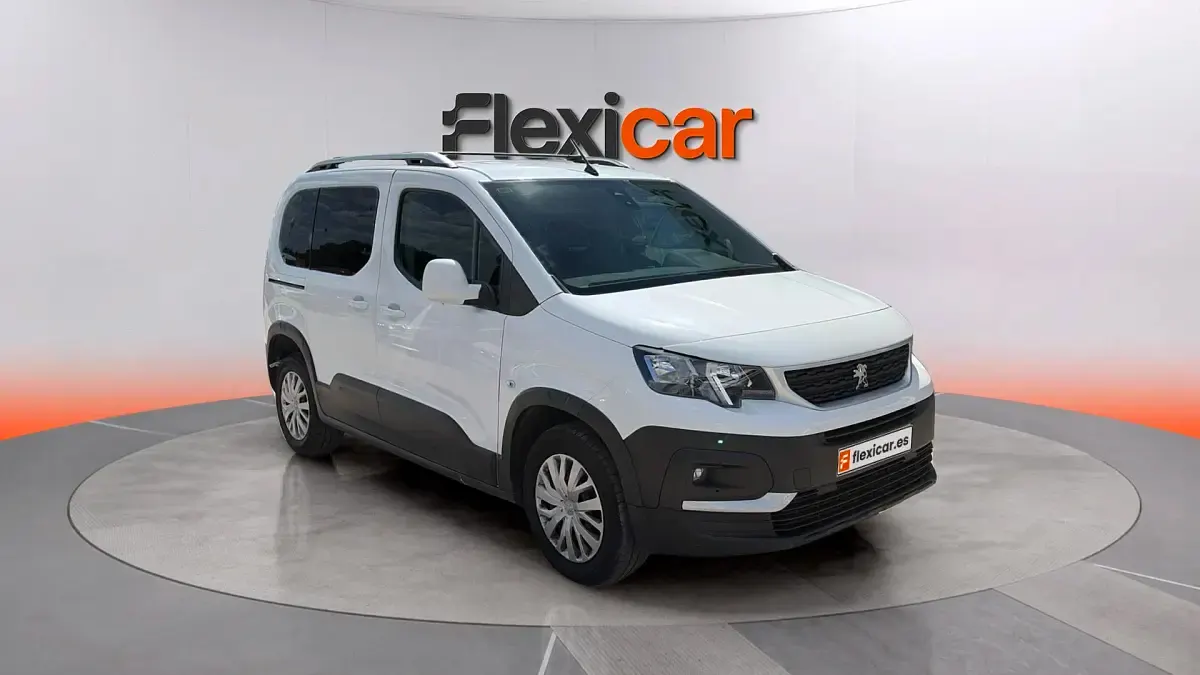 Usado Peugeot Rifter Active 101 CV (74 kW) 2020 Monovolumen