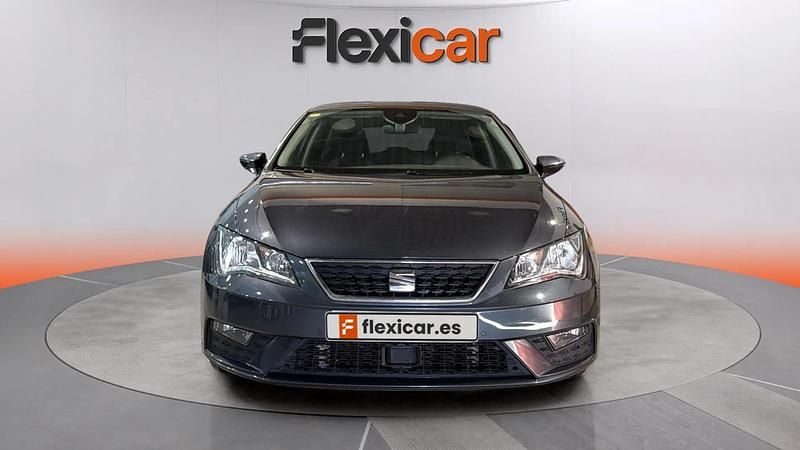 Usado Seat Leon ST Style 131 CV (96 kW) 2020 Azul Familiar
