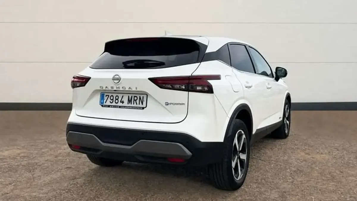 Usado Nissan Qashqai N-Connecta 190 CV (139 kW) 2024 Blanco SUV
