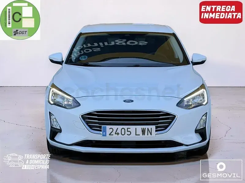 Usado Ford Focus Trend 120 CV (88 kW) 2022 Blanco Berlina