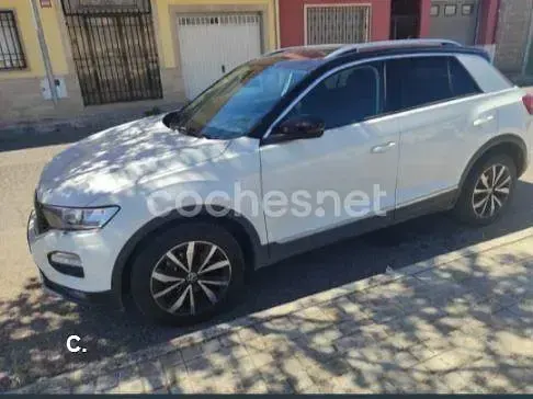 Usado VW T-Roc Advance 150 CV (110 kW) 2021 Blanco SUV