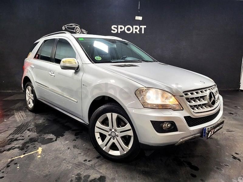Usado Mercedes ML300 190 CV (139 kW) 2010 Gris / plata SUV