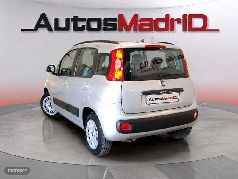 Usado Fiat Panda Lounge 69 CV (50 kW) 2020 Gris / plata Utilitario