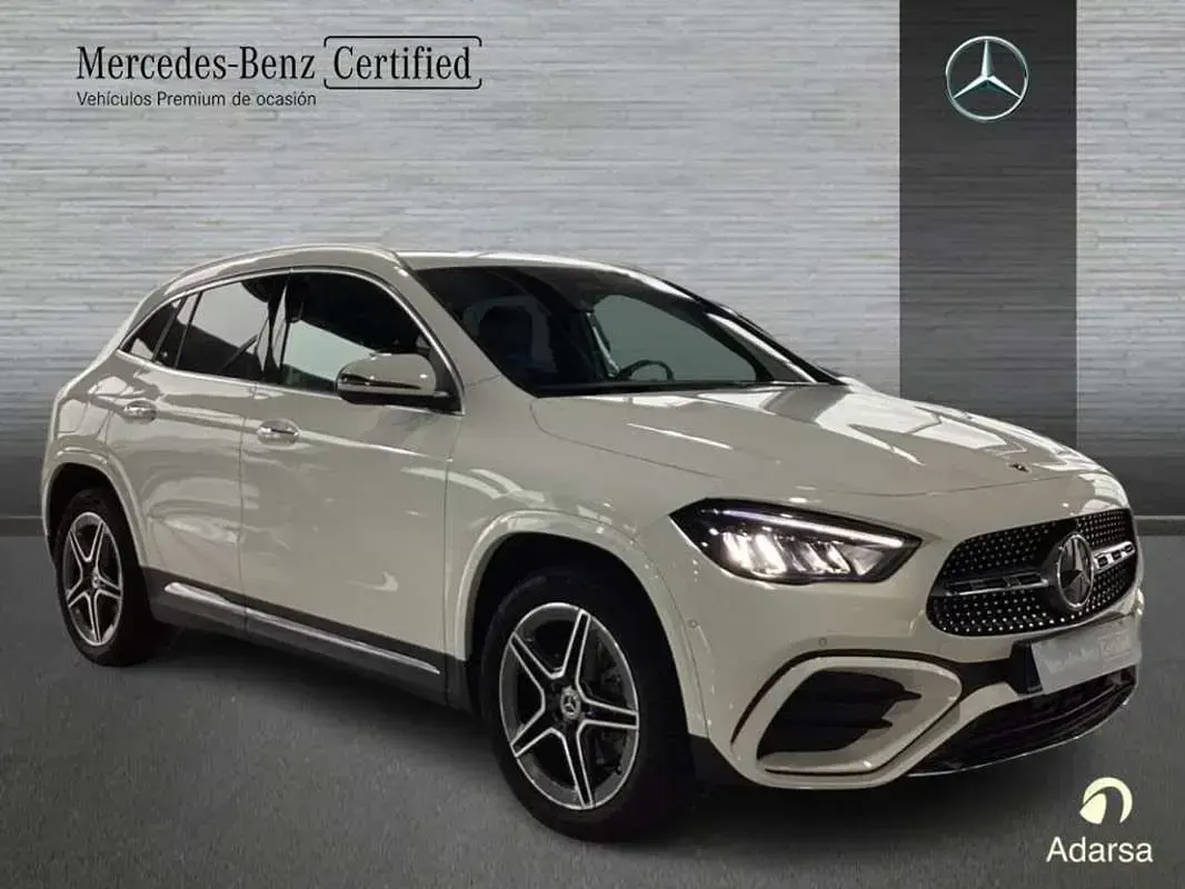 Usado Mercedes GLA250 AMG line 163 CV (119 kW) 2025 SUV