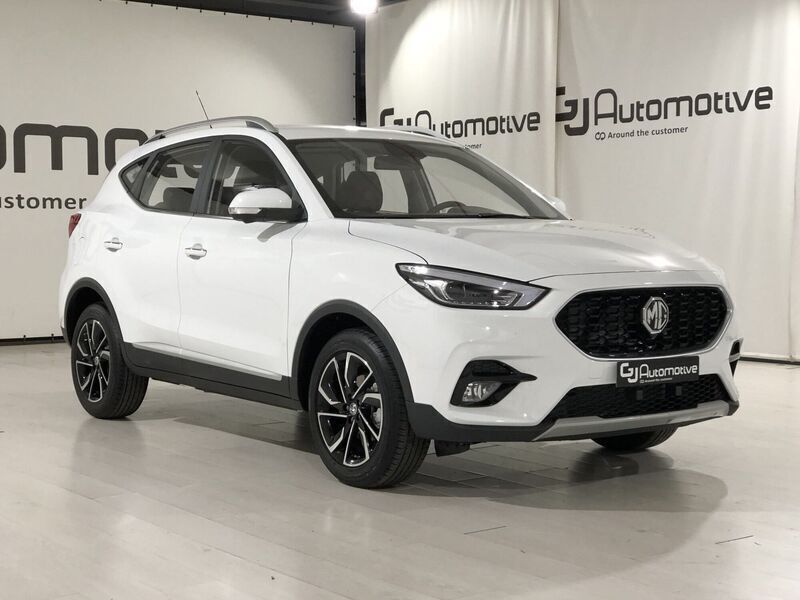 Usado MG ZS Luxury 111 CV (81 kW) 2023 Blanco Berlina