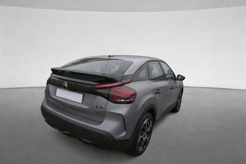 Usado Citroën C4 Feel 101 CV (74 kW) 2023 Gris SUV