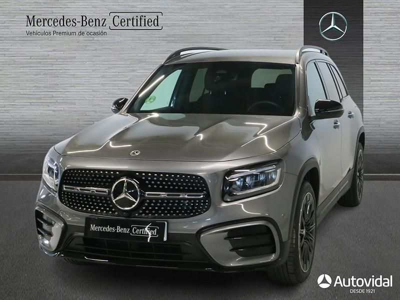 Usado Mercedes GLB200 150 CV (110 kW) 2025 Gris montaña SUV