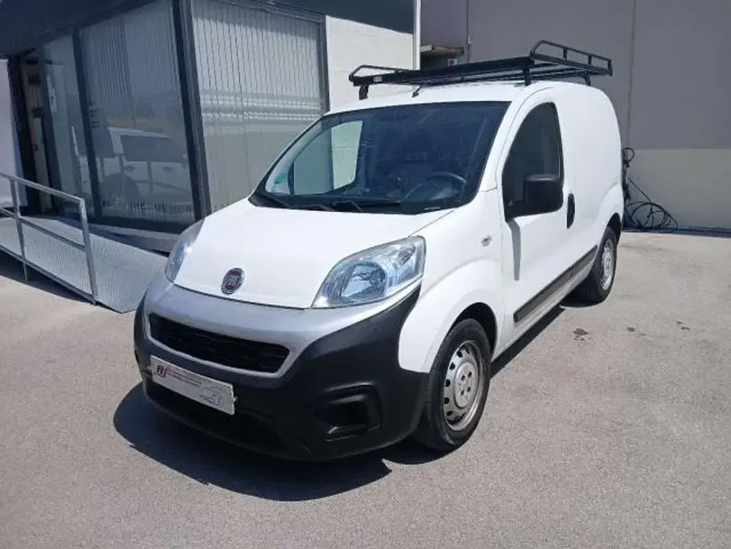 Usado Fiat Fiorino 95 CV (69 kW) 2020 Blanco Monovolumen