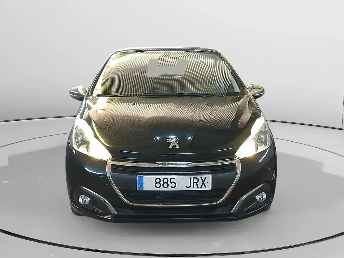 Usado Peugeot 208 Style 82 CV (60 kW) 2016 Negro Utilitario