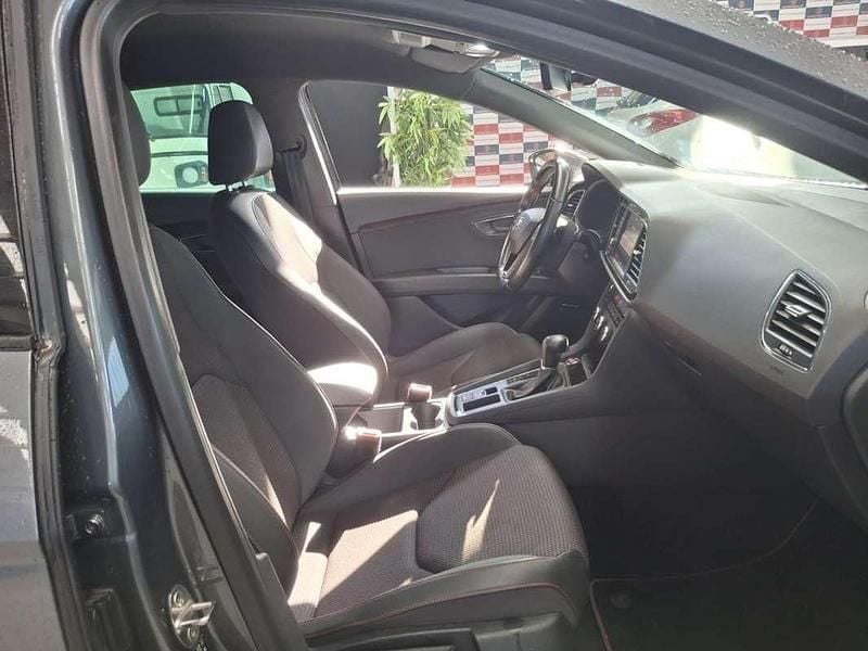 Usado Seat Leon SC FR 184 CV (135 kW) 2018 Gris Utilitario