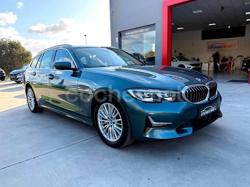 Usado BMW 318 Luxury Line 150 CV (110 kW) 2020 Verde Familiar