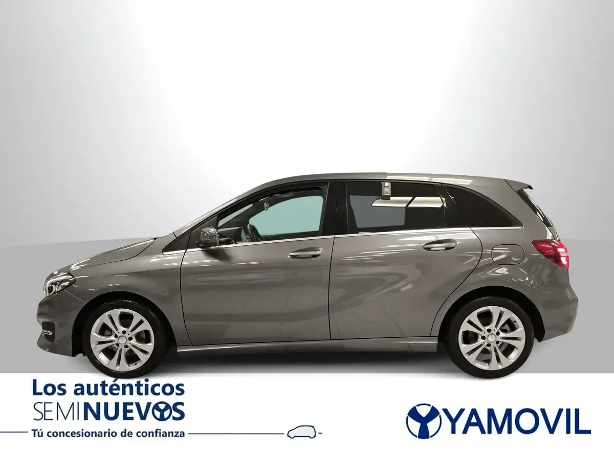 Occasion Mercedes B180 109 PK (80 kW) 2015 Grijs MPV