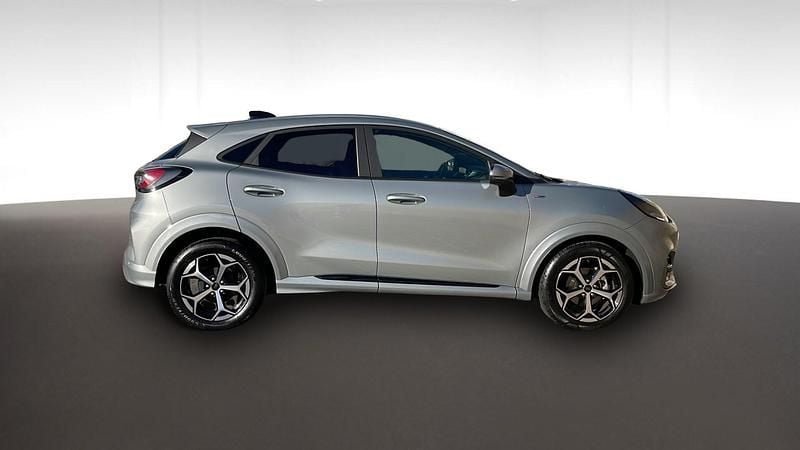 Usado Ford Puma ST-Line 125 CV (91 kW) 2024 Plata solar Berlina