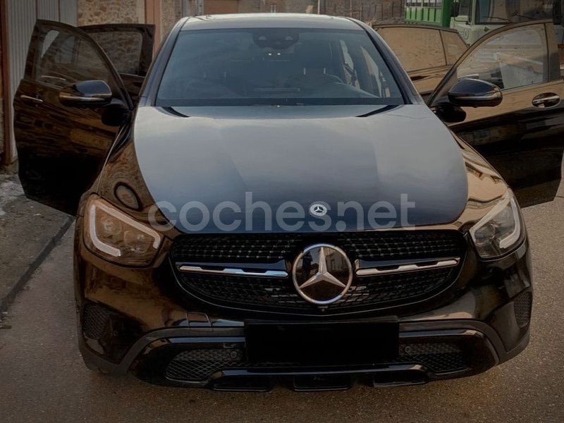 Negro Usado 2022 Mercedes GLC300e Coupe | 39.586 € (Super precio) - Imagen 1/4