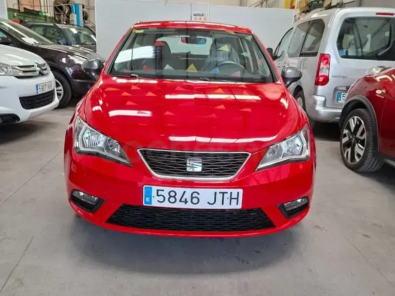 Usado Seat Ibiza CONNECT 90 CV (66 kW) 2016 Rojo Berlina