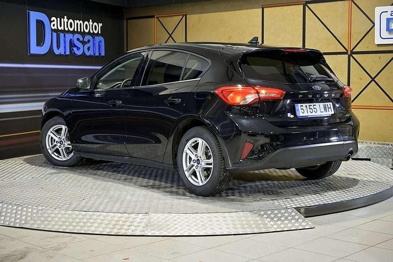 Usado Ford Focus Trend+ 120 CV (88 kW) 2022 Negro Utilitario