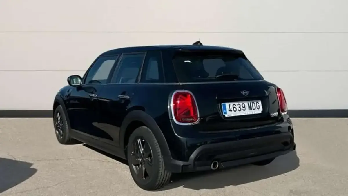 Usado Mini Cooper 137 CV (100 kW) 2023 Negro Utilitario