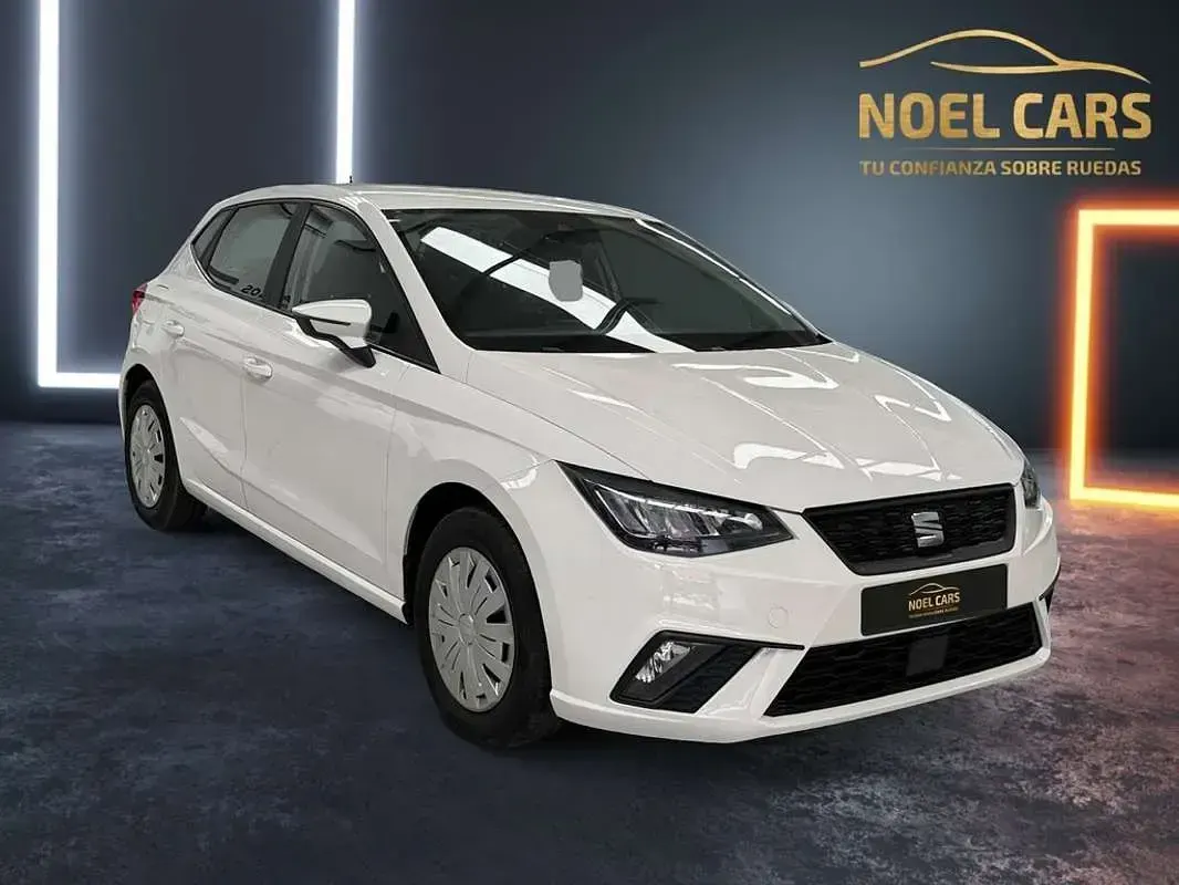 Usado Seat Ibiza Reference 80 CV (58 kW) 2022 Blanco Utilitario