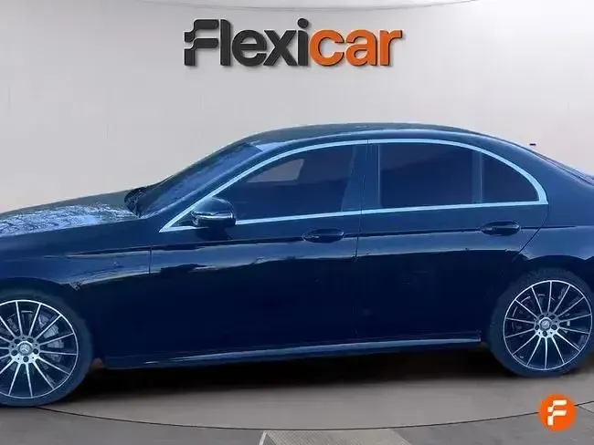 Usado Mercedes E220 194 CV (142 kW) 2017 Negro Berlina