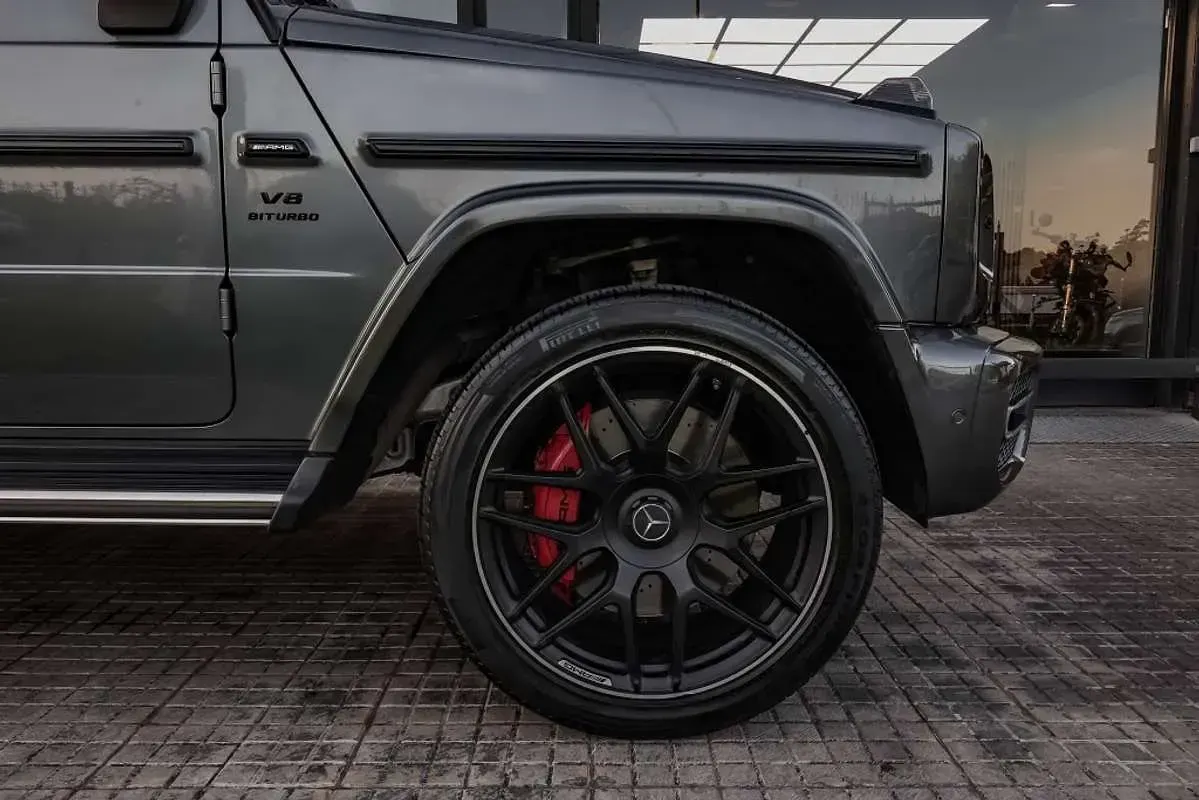 Usado Mercedes G63 AMG AMG 585 CV (430 kW) 2022 Gris SUV