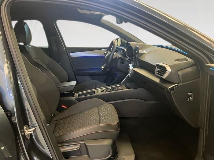 Usado Seat Leon FR 110 CV (80 kW) 2023 Gris