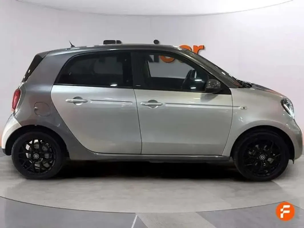 Usado Smart ForFour Electric Drive 60 kW (82 CV) 2019 Gris Utilitario