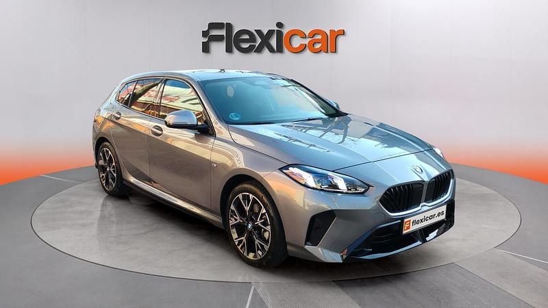 Usado BMW 120 163 CV (119 kW) 2025 Gris Utilitario