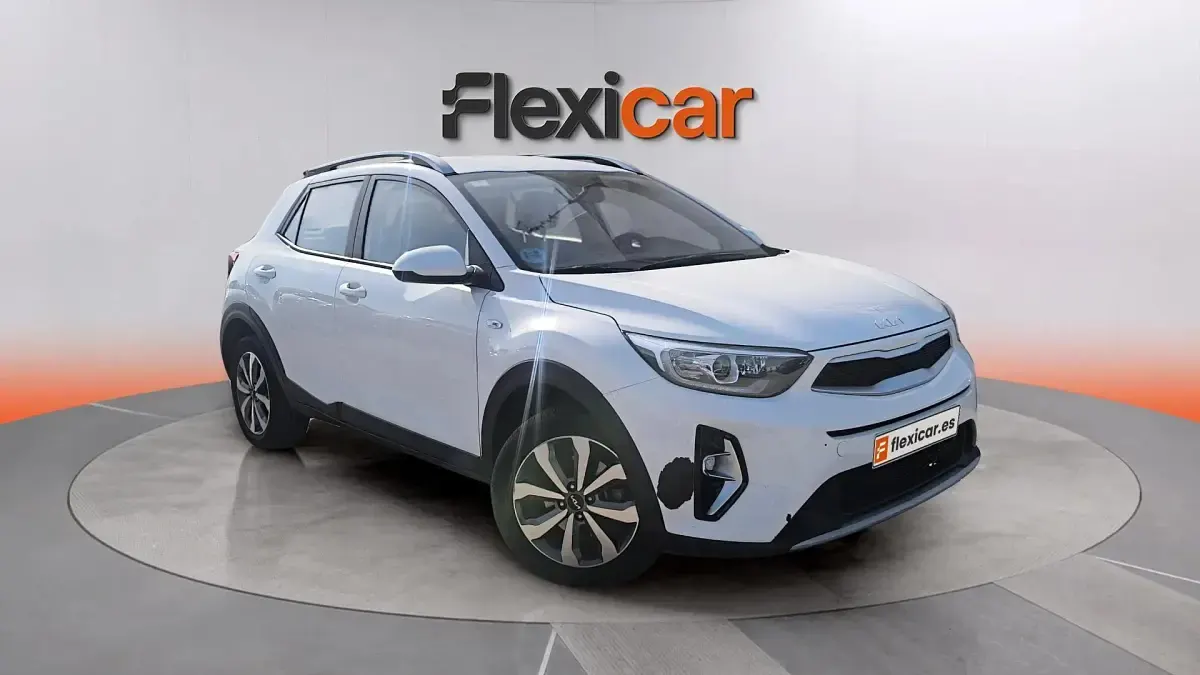 Usado Kia Stonic 84 CV (61 kW) 2022 SUV