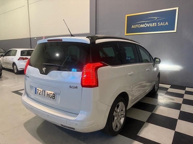 Usado Peugeot 5008 Sport 150 CV (110 kW) 2011 Blanco Monovolumen